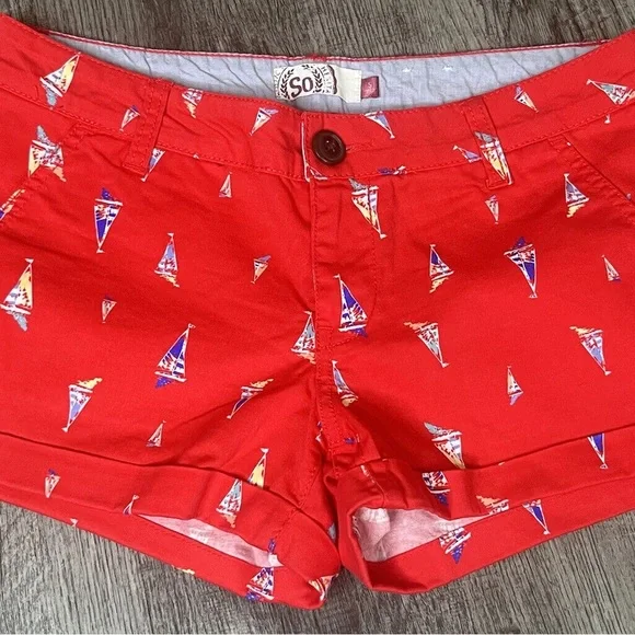 [SO] Red Sailing Pattern Cuffed Shorts -  Juniors/Women's Sz 11 - Picture 6 of 7